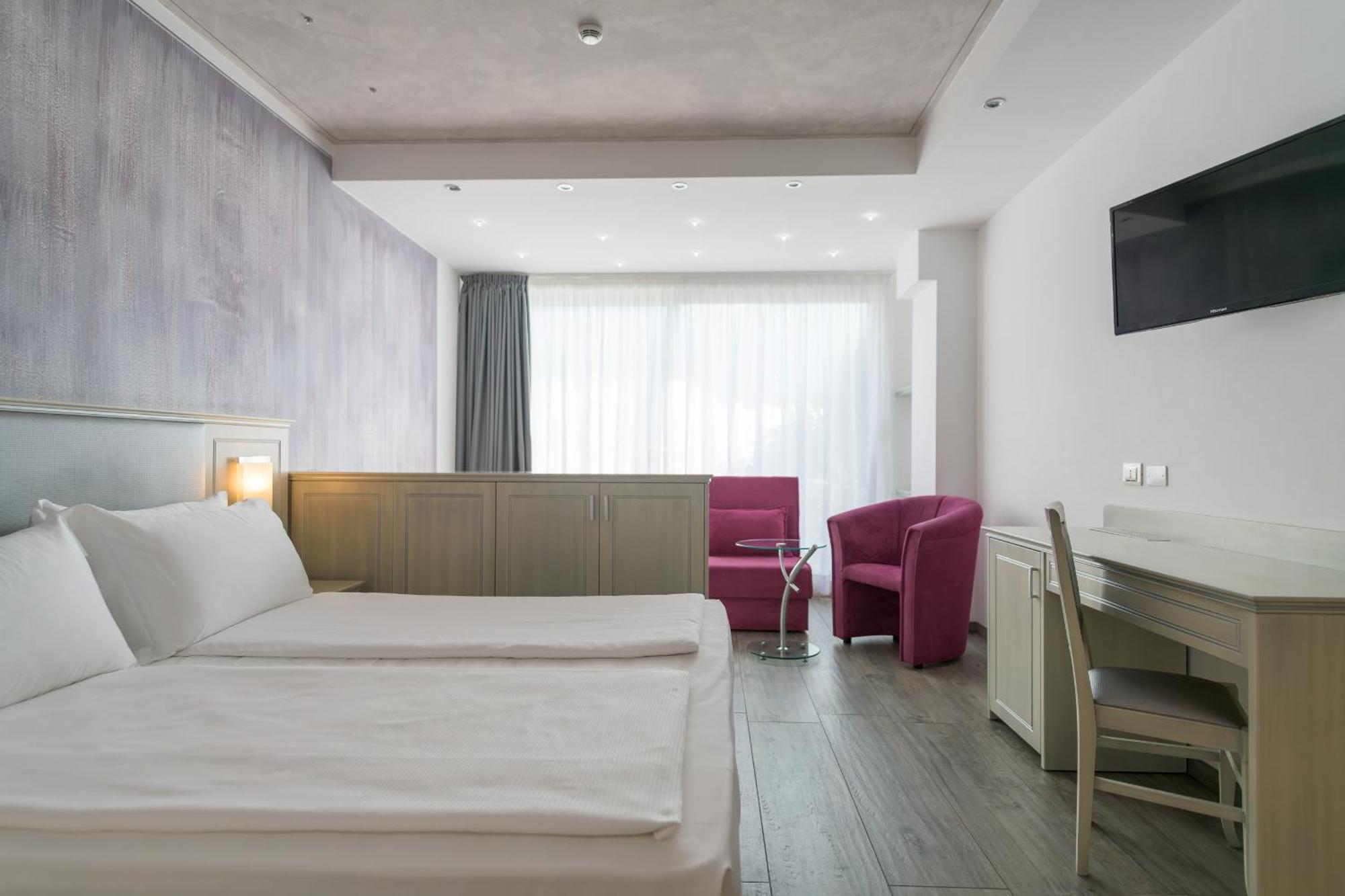 Garda Suite Hotel (Adults Only) Лимоне сул Гарда Екстериор снимка