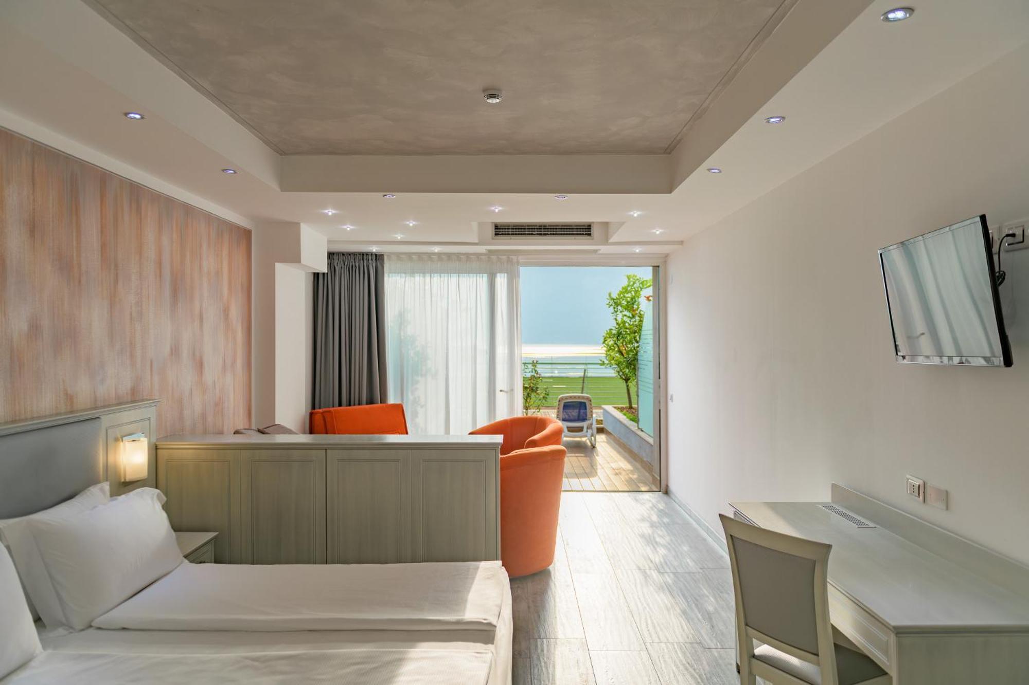 Garda Suite Hotel (Adults Only) Лимоне сул Гарда Екстериор снимка