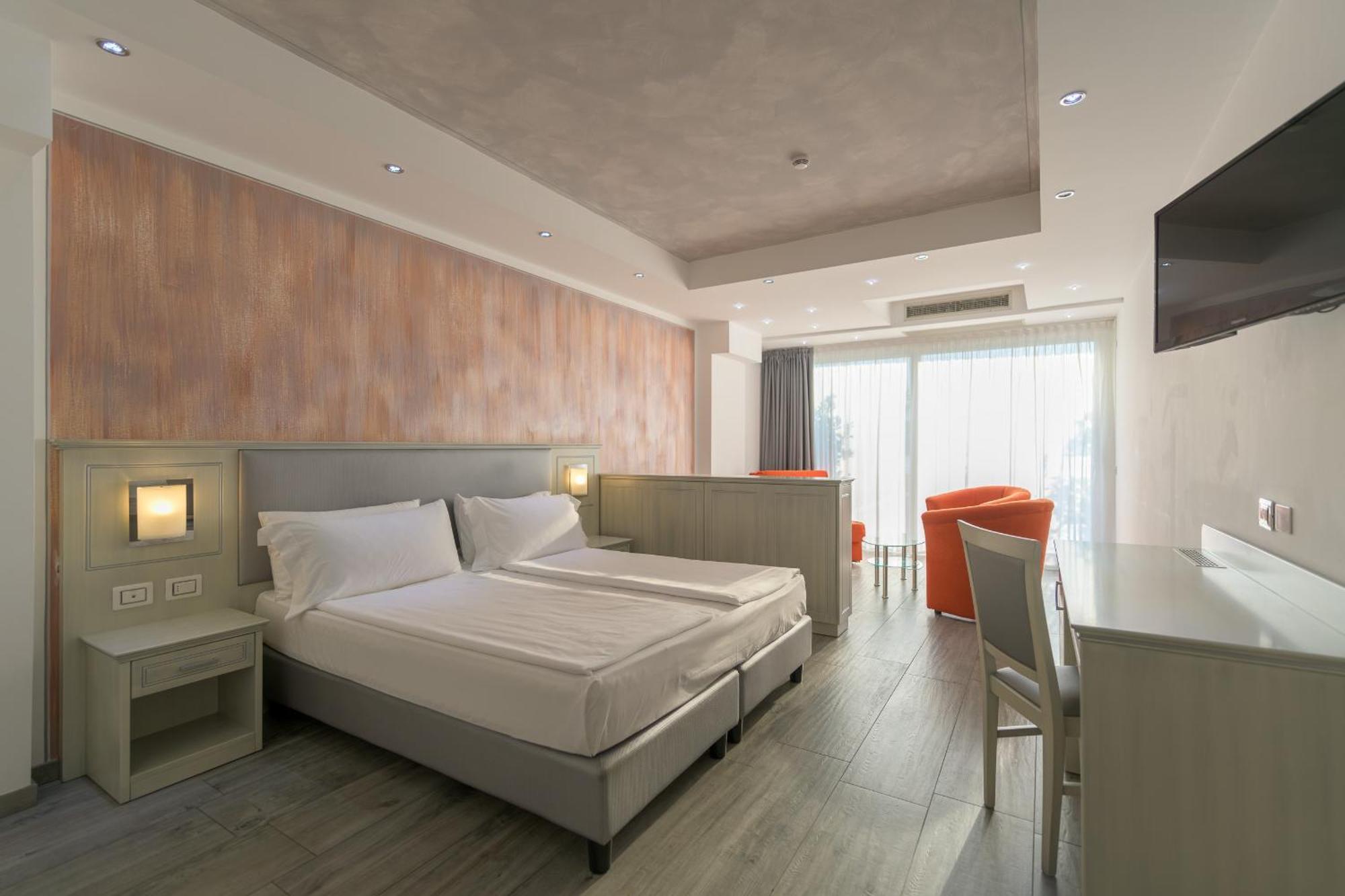 Garda Suite Hotel (Adults Only) Лимоне сул Гарда Екстериор снимка